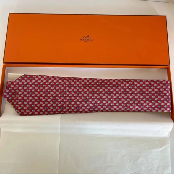 New Hermes Necktie, Handmade 7-Fold 100% Silk - Picture 6 of 11
